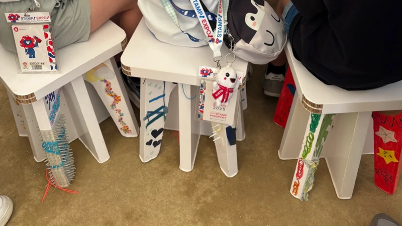 リサイクルボードを使って作成したイス